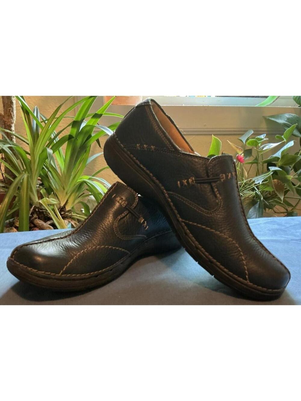 Clarks Unstructured Un.loop Navy blue Leather Loafers Women's Size 7